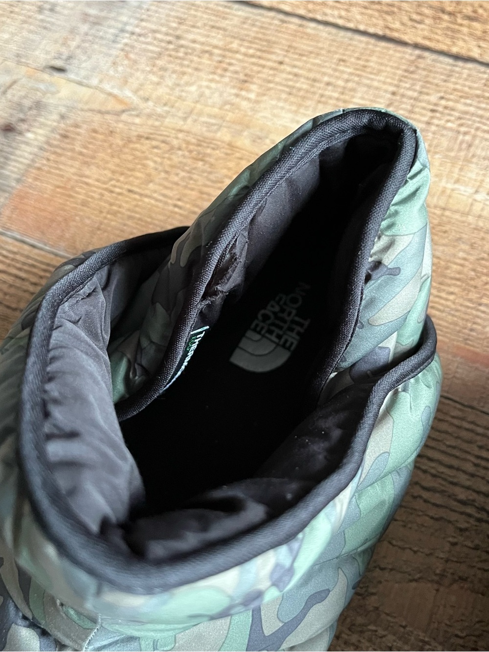 The North Face Camo Puffer Slip-On Shoes - Picture 8 of 8